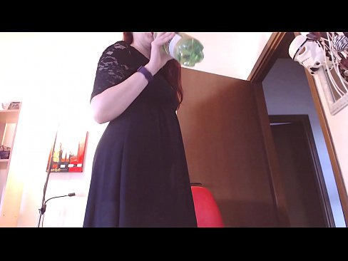 ❤️ Een onderdanige slaaf die houdt van vieze en weelderige slipjes wordt gedwongen te masturberen na het bekijken van deze video! ❤ Quality porn at us