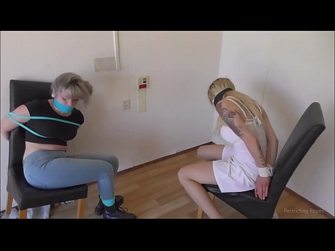 ❤️ Verslaafd / vastgebonden en de mond gesnoerd / jonkvrouw in nood ❤ Quality porn at us