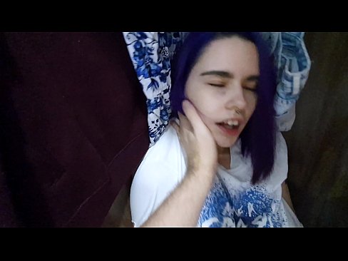 ❤️ Vond mijn zus in de kast en hielp haar klaarkomen ❤ Quality porn at us
