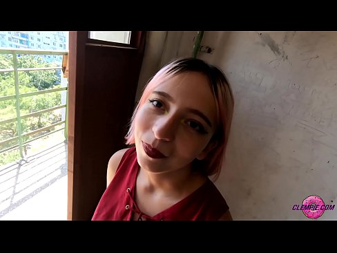 ❤️ Sensuele studente pijpt een vreemdeling in de outback - Cum On His Face ❤ Quality porn at us